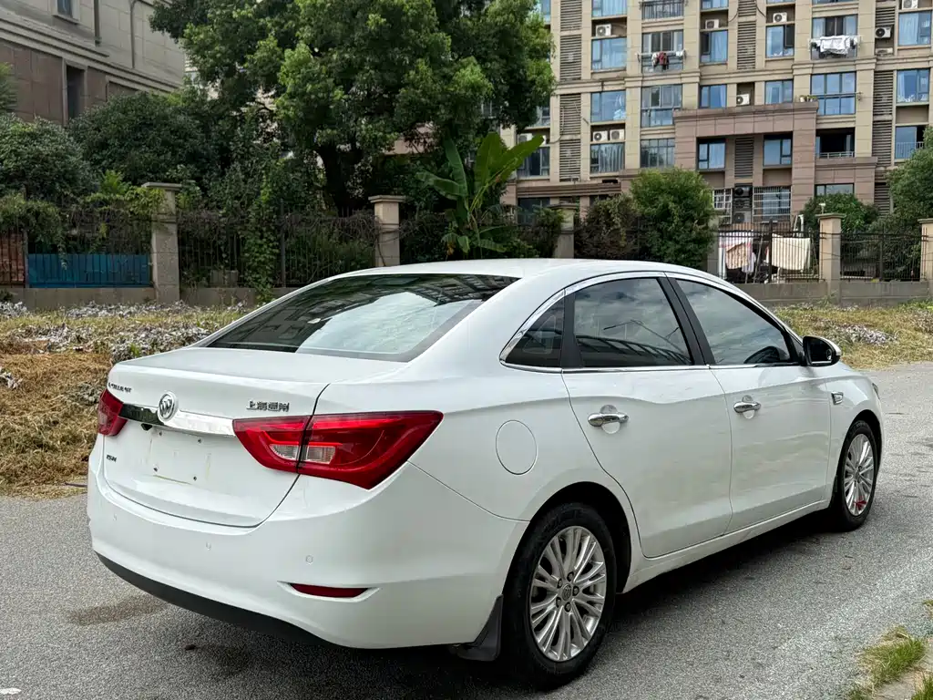 Buick Excelle 2015