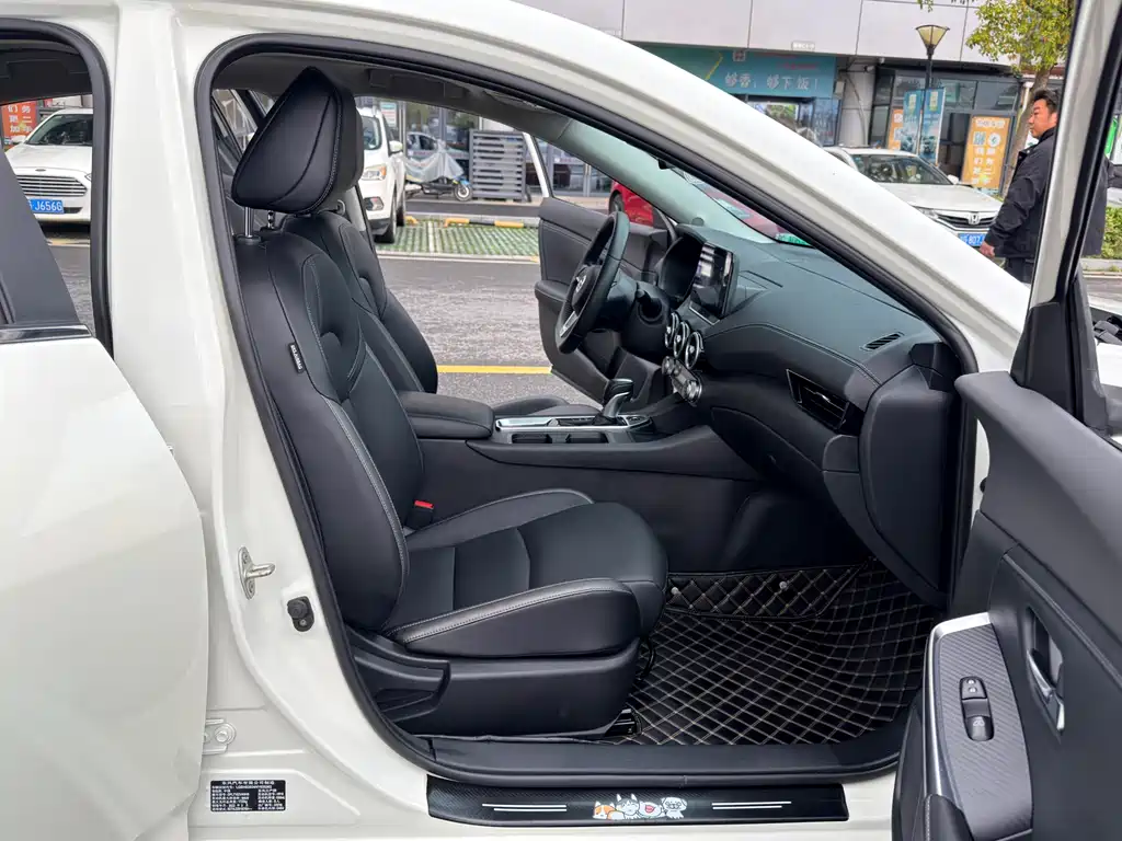 Nissan Sylphy 2022 — фото 11