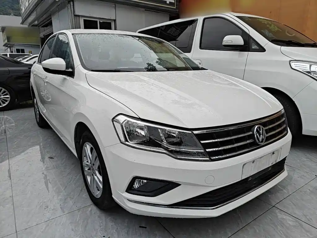 Volkswagen Jetta 2017 — фото 22