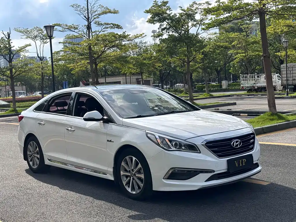 Hyundai Sonata 2015 — фото 2
