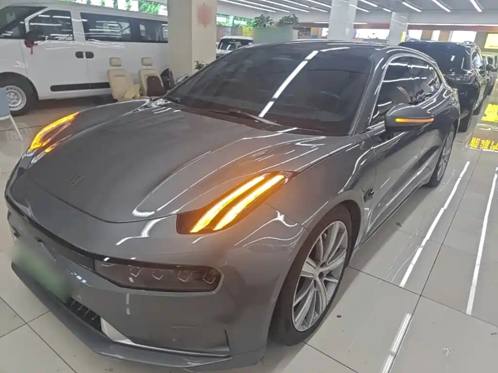 Zeekr 001 2022
