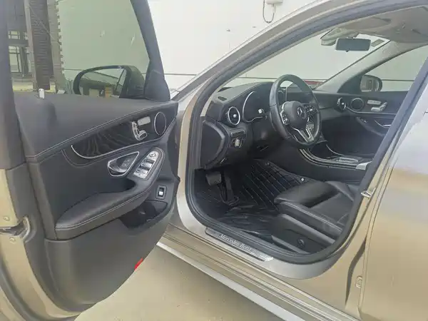 Mercedes-Benz C-Class 2019