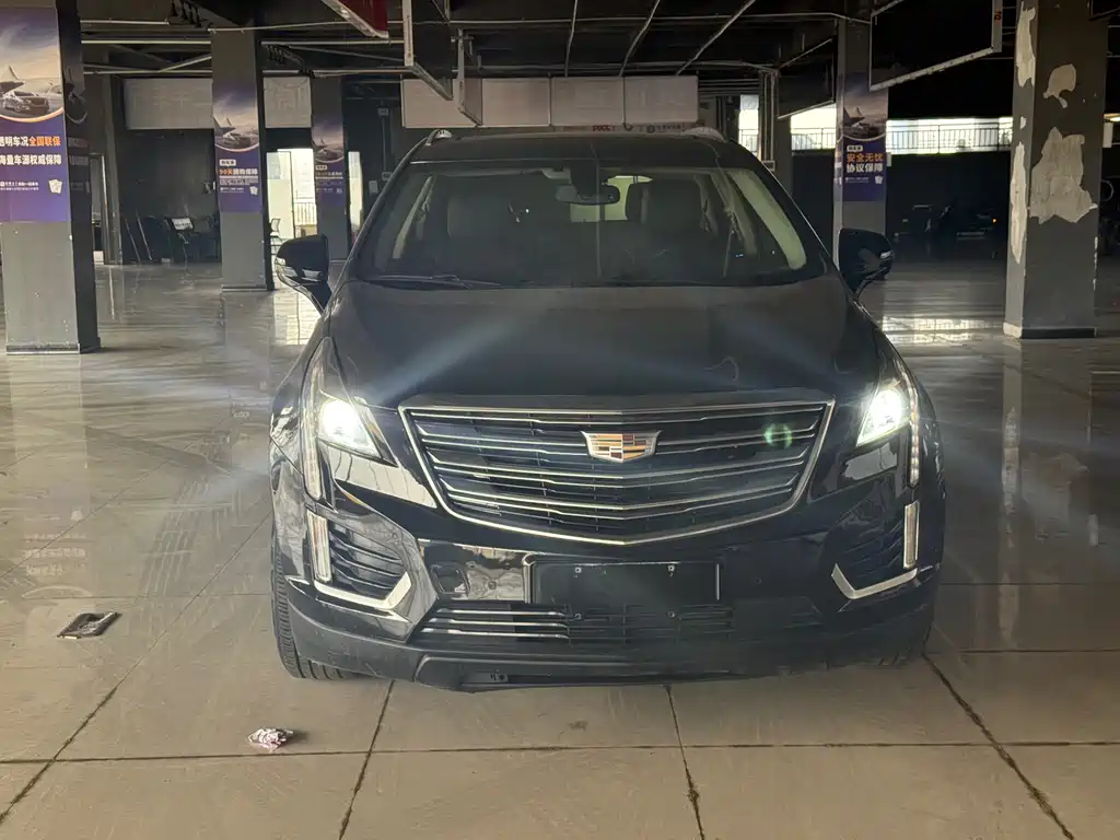 Cadillac XT5 2016 — фото 2