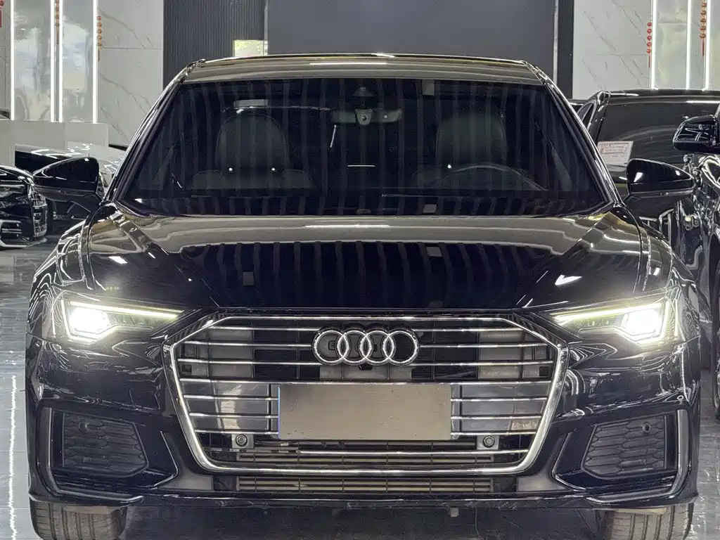 Audi A6L 2020