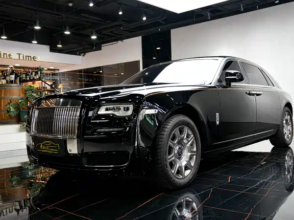Rolls-Royce Ghost 2015