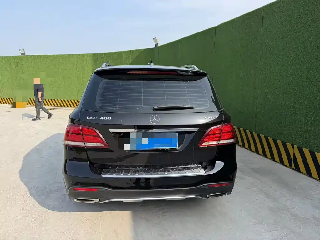 Mercedes-Benz GLE 2016 — фото 2