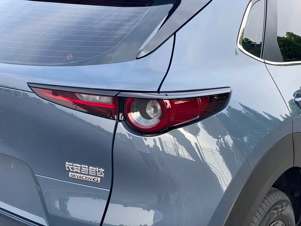 Mazda CX-30 2023 — фото 16