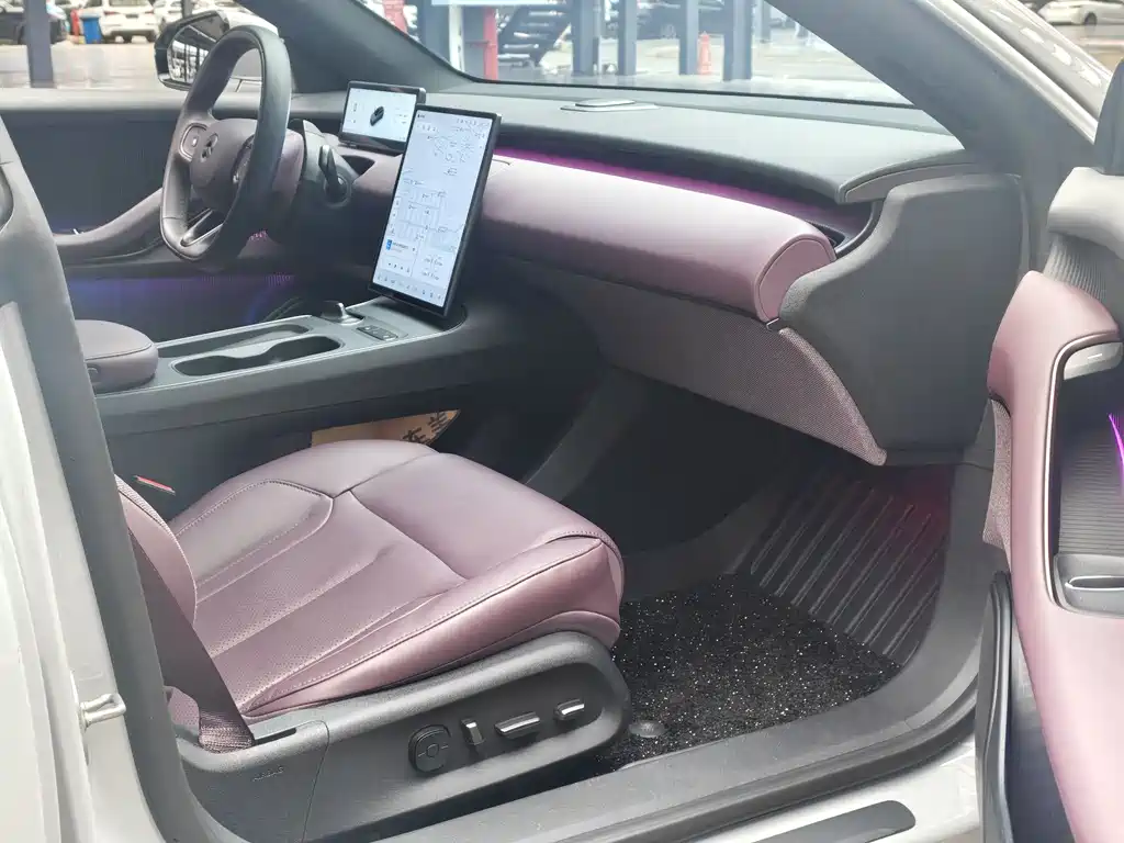 NIO ET5T 2024