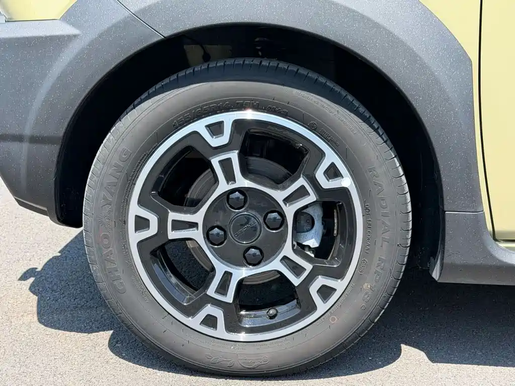 Geely Galaxy Panda 2025