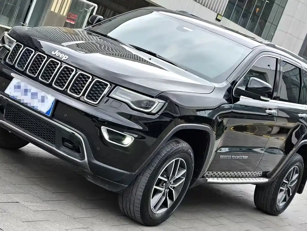 Jeep Grand Cherokee 2020 — фото 3