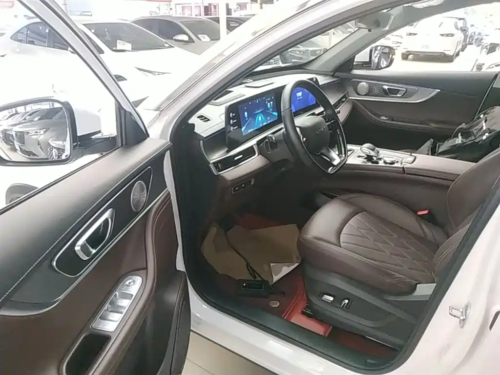 Chery Tiggo 8 PRO 2023 — фото 16