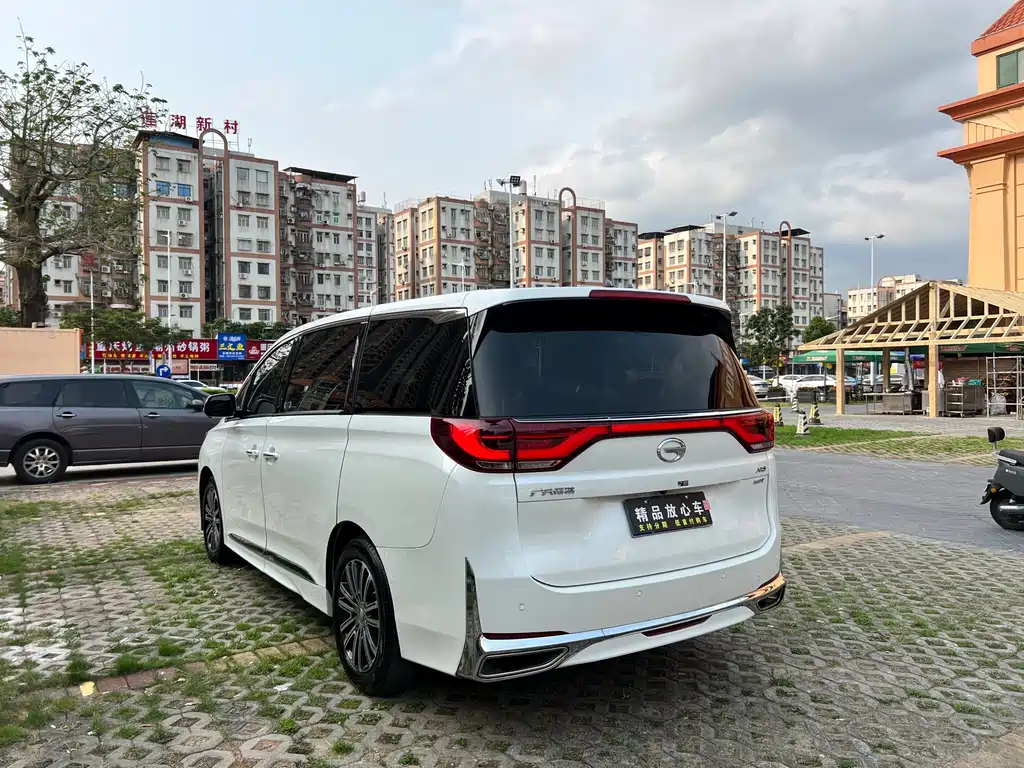 GAC Motor Trumpchi M8 2022 — фото 4