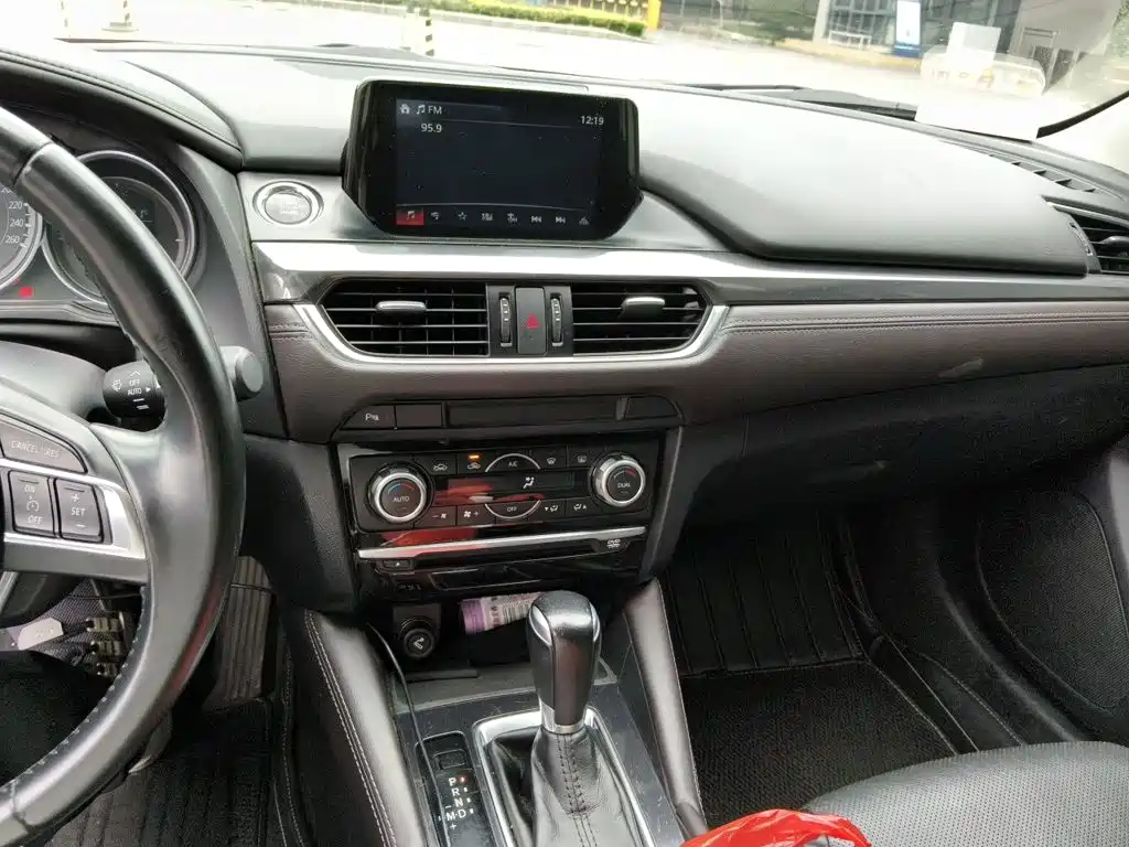 Mazda Atenza 2017