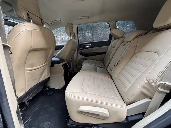 Ford Edge 2016