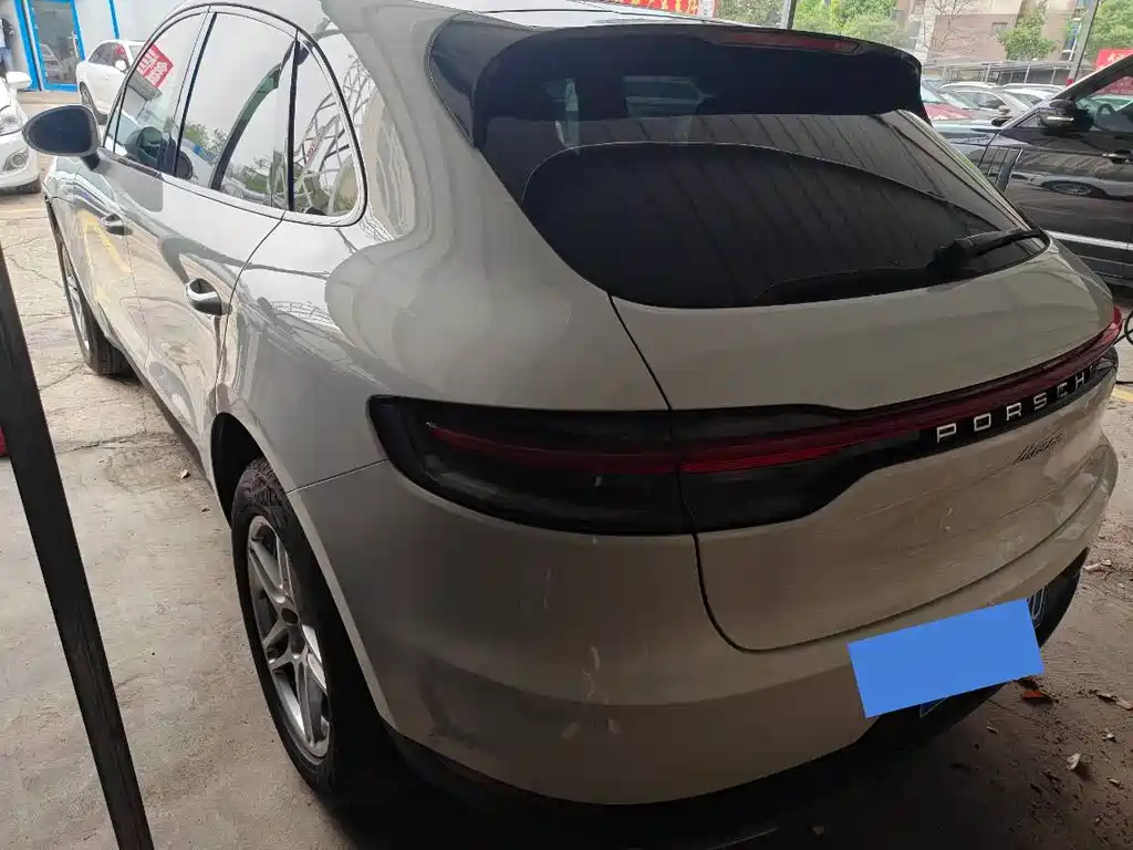 Porsche Macan 2021 — фото 12