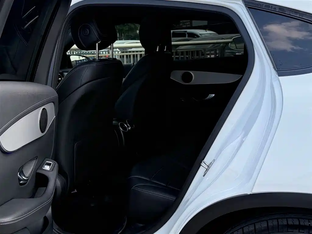 Mercedes-Benz GLC Coupe 2021 — фото 6