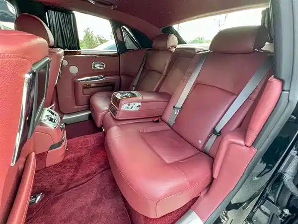 Rolls-Royce Ghost 2010