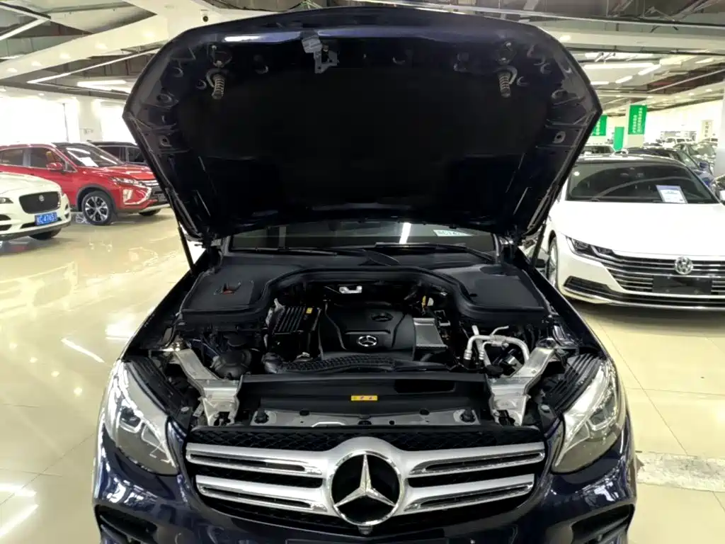 Mercedes-Benz GLC 2018 — фото 20
