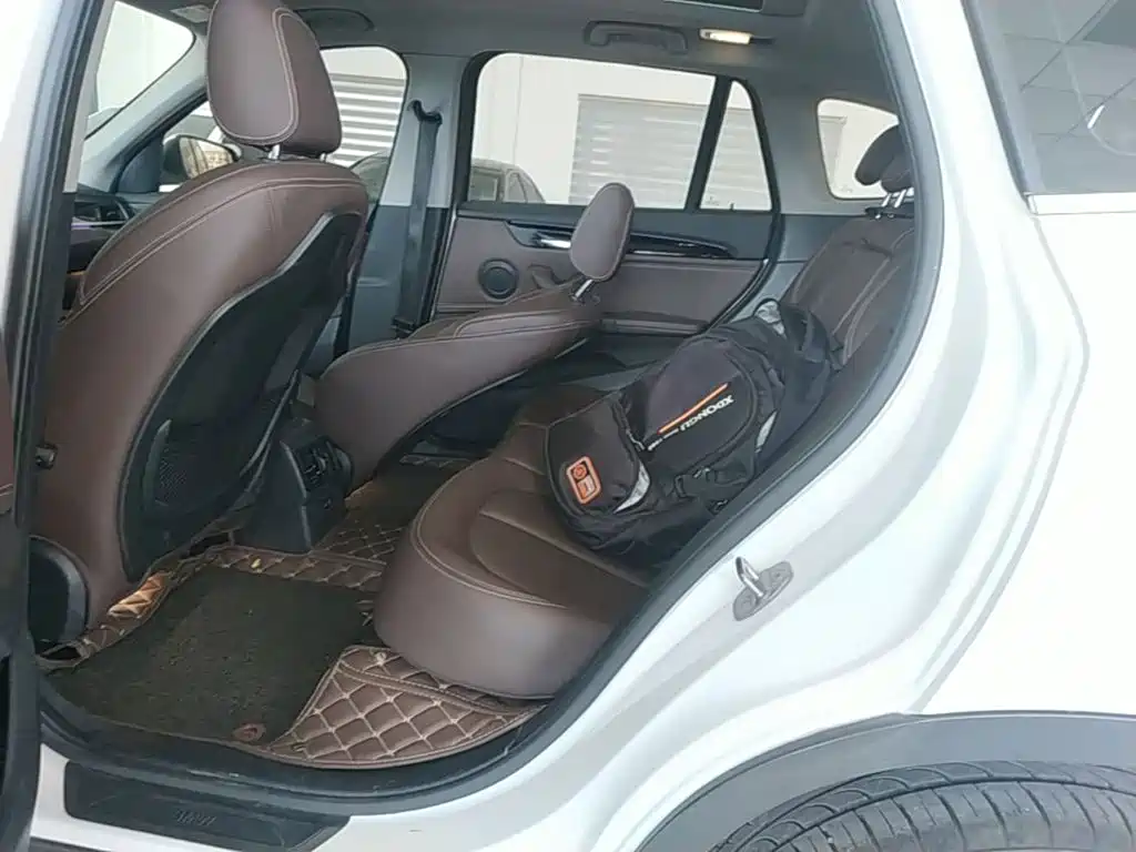 BMW X1 New Energy 2020 — фото 17