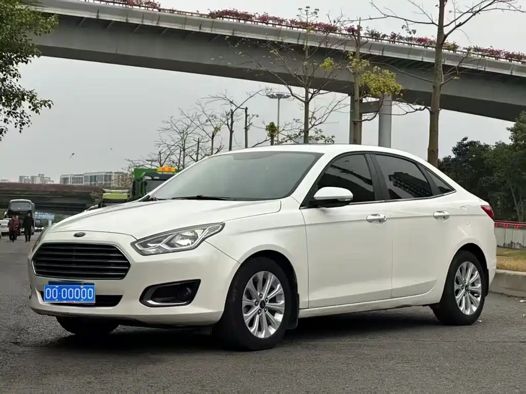 Ford Escort 2016