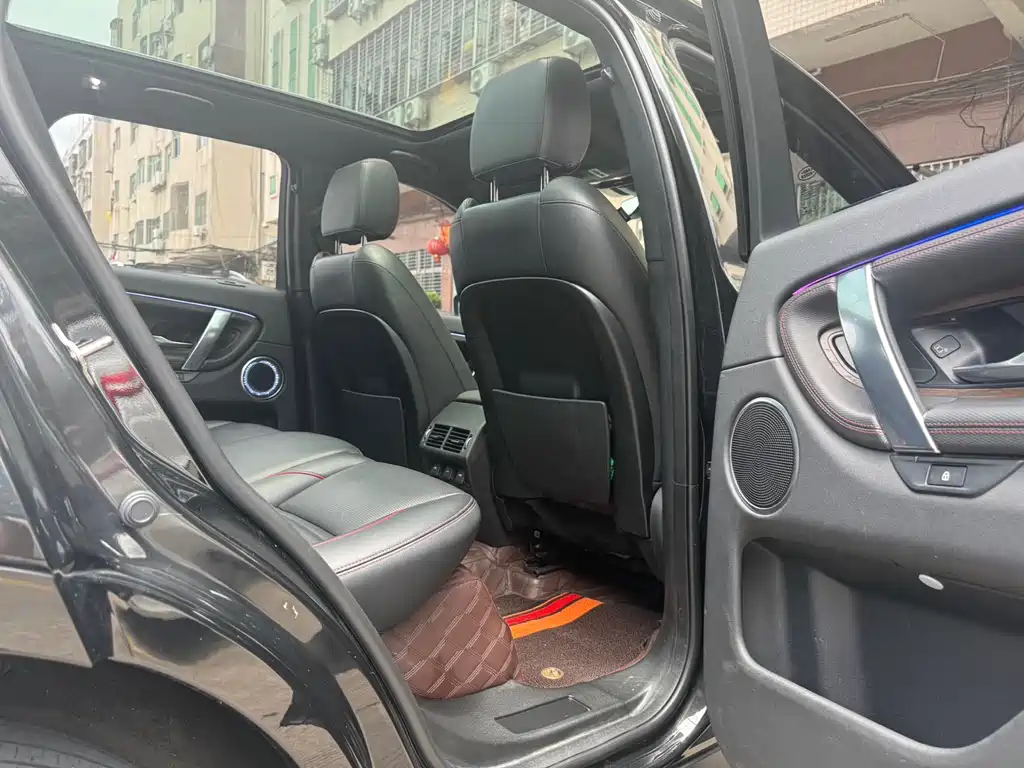 Land Rover Discovery Sport 2022 — фото 13