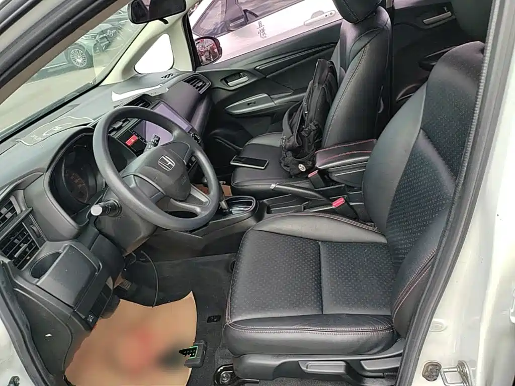 Honda Fit 2017 — фото 15