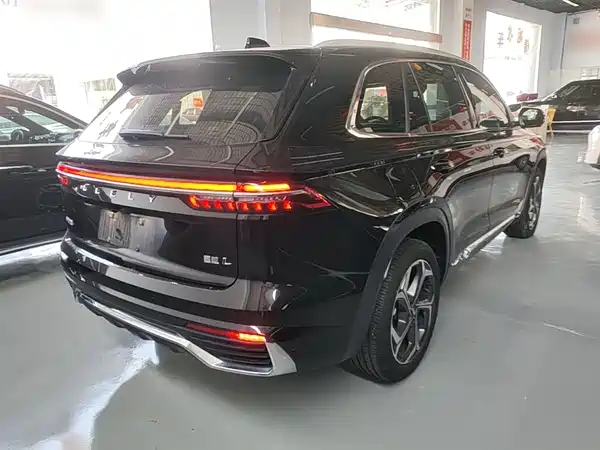 Geely Xingyue L 2024