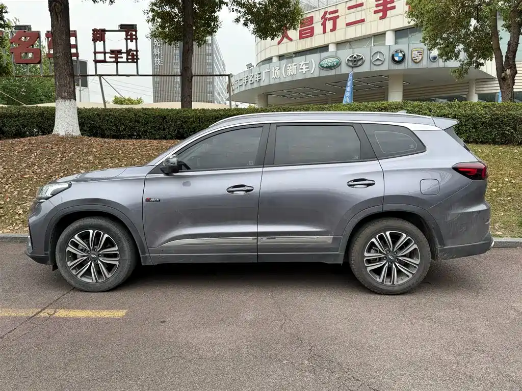 Chery Tiggo 8 2023 — фото 3