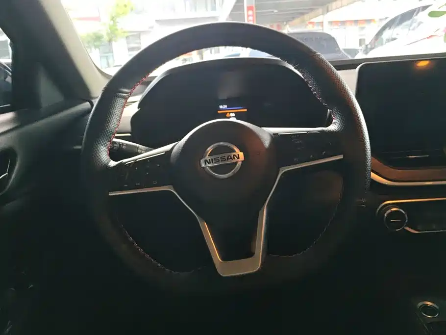 Nissan Teana 2021 — фото 15
