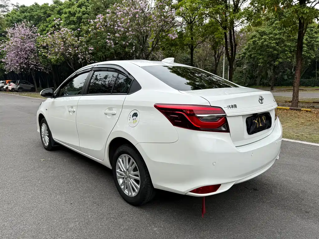 Toyota Vios 2021 — фото 4