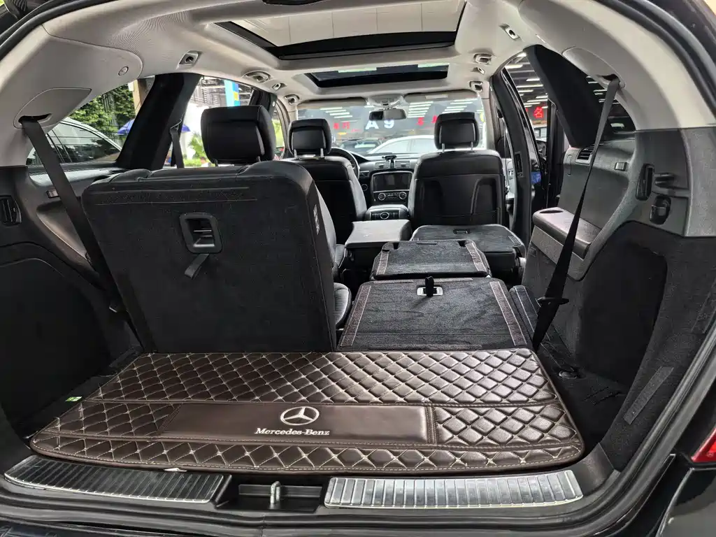 Mercedes-Benz R-Class 2017 — фото 16