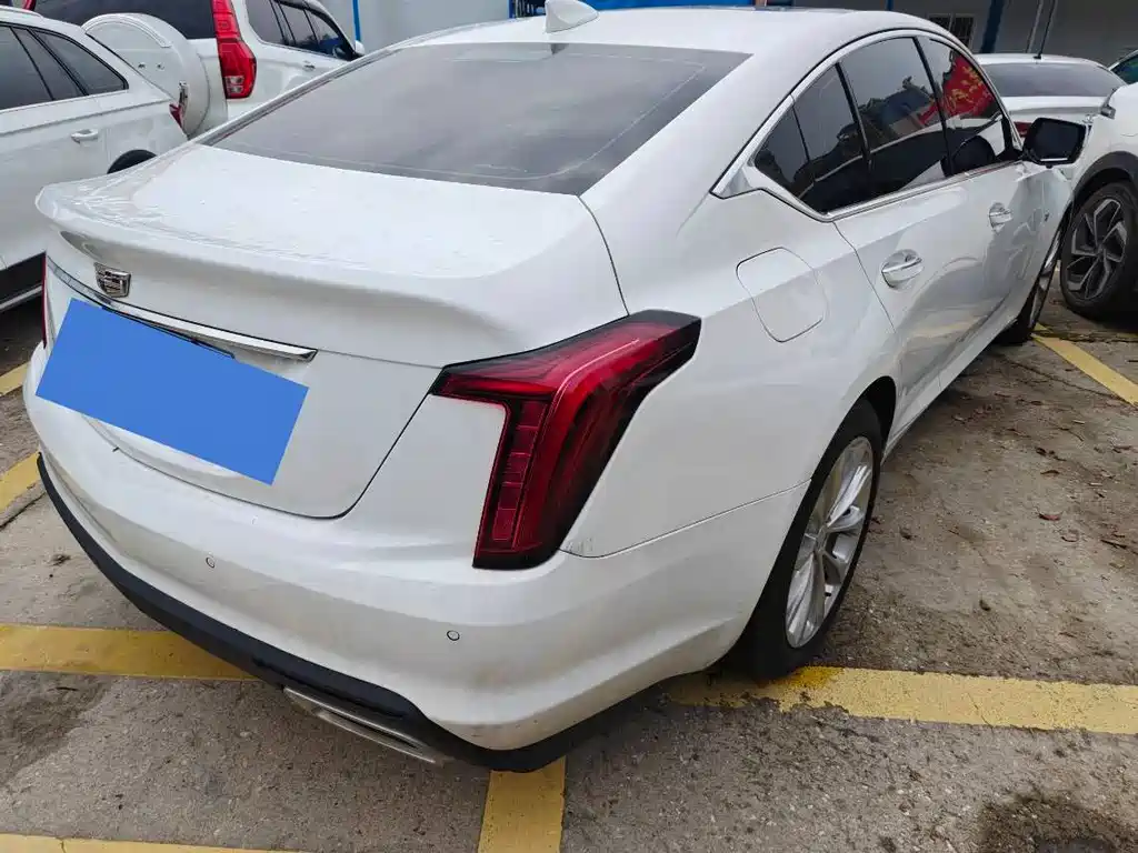 Cadillac CT5 2021 — фото 15