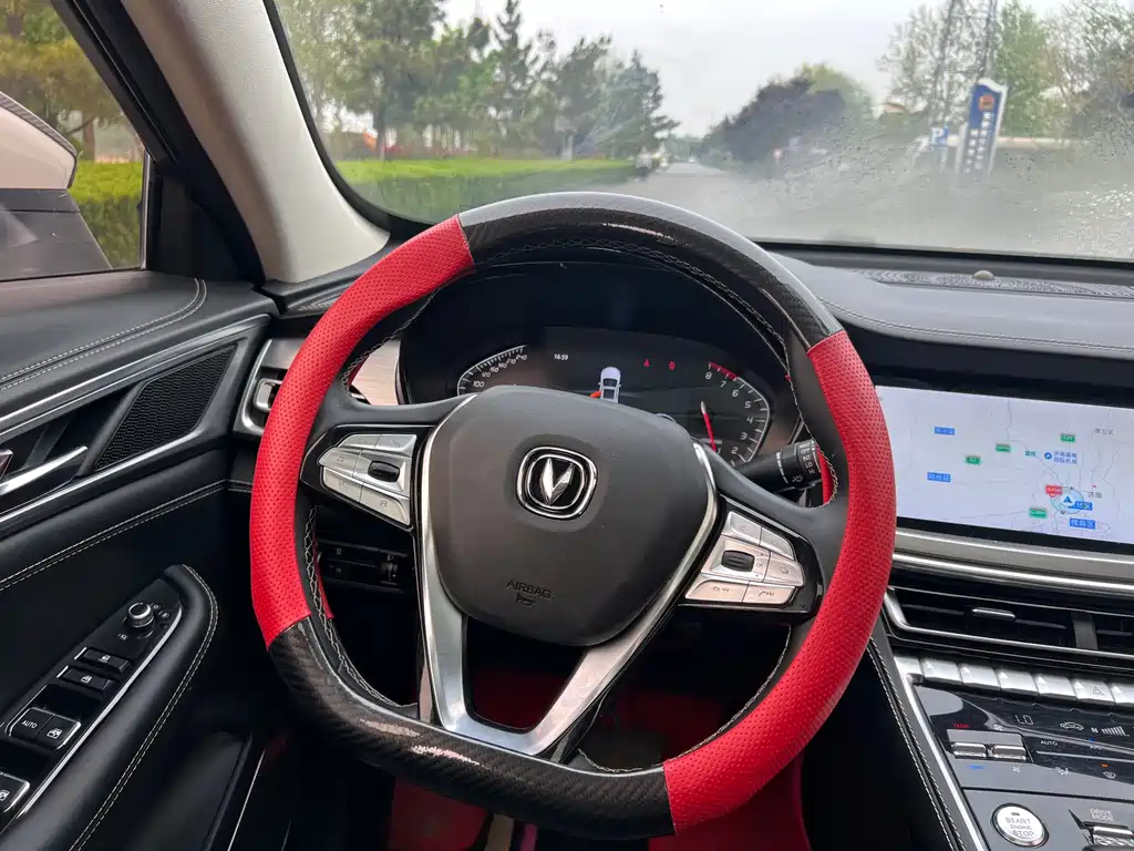 Changan CS85 COUPE 2019 — фото 18