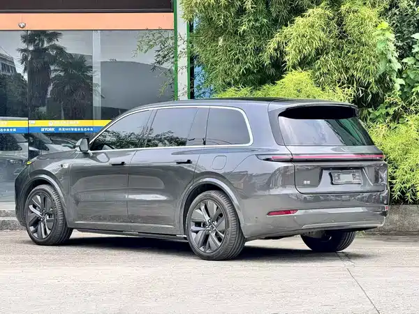 Li Auto L9 2025