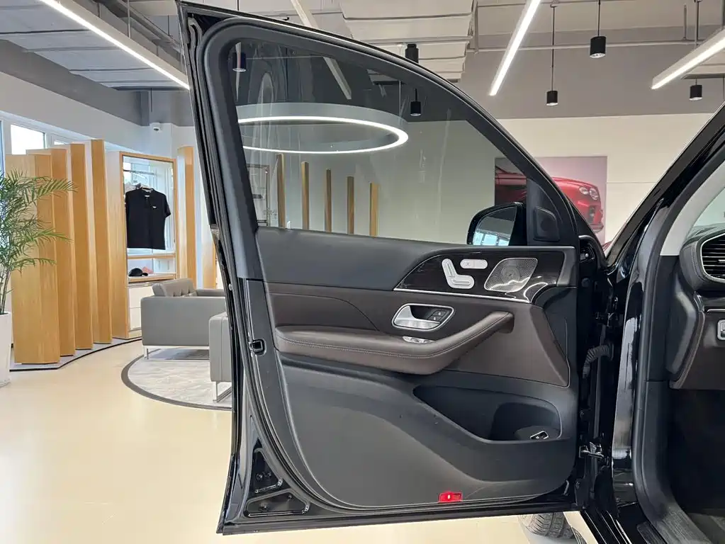 Mercedes-Benz GLE 2021