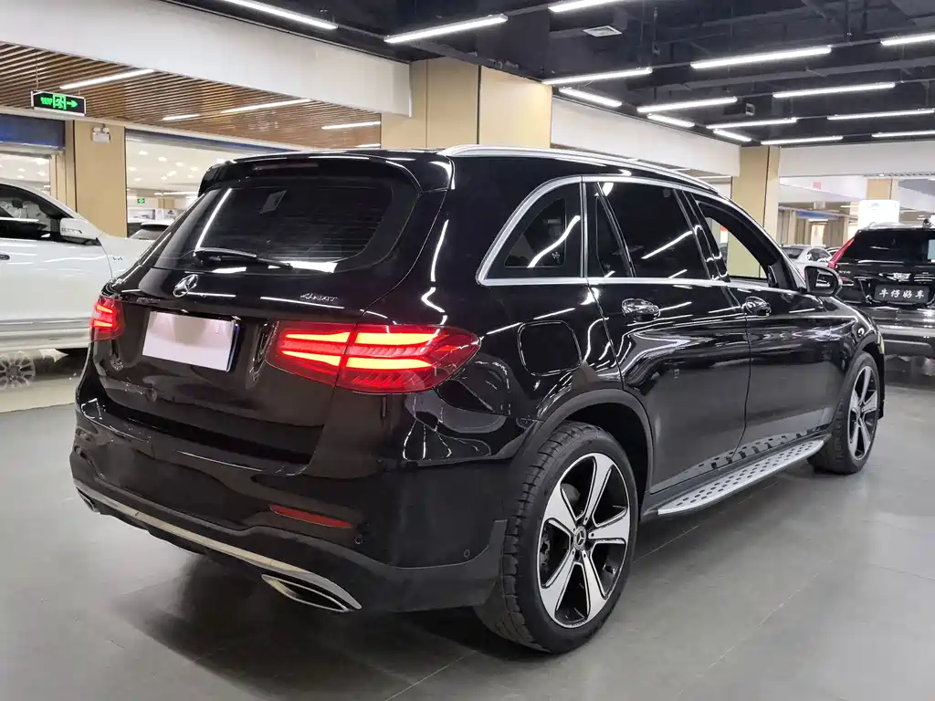 Mercedes-Benz GLC 2019 — фото 14