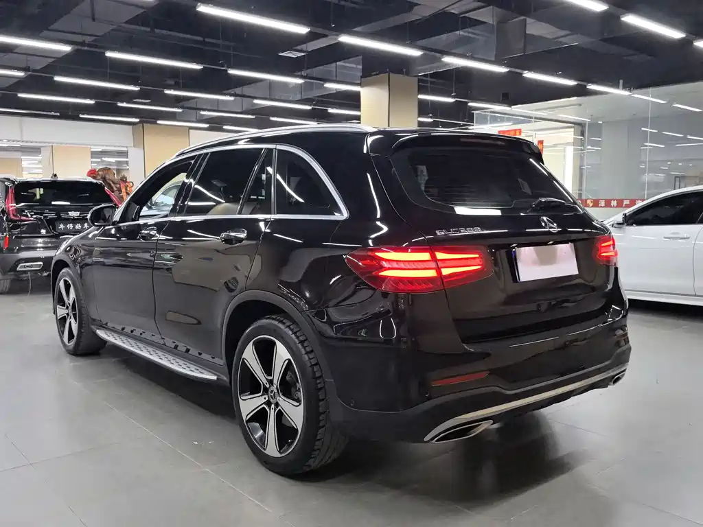 Mercedes-Benz GLC 2019 — фото 16