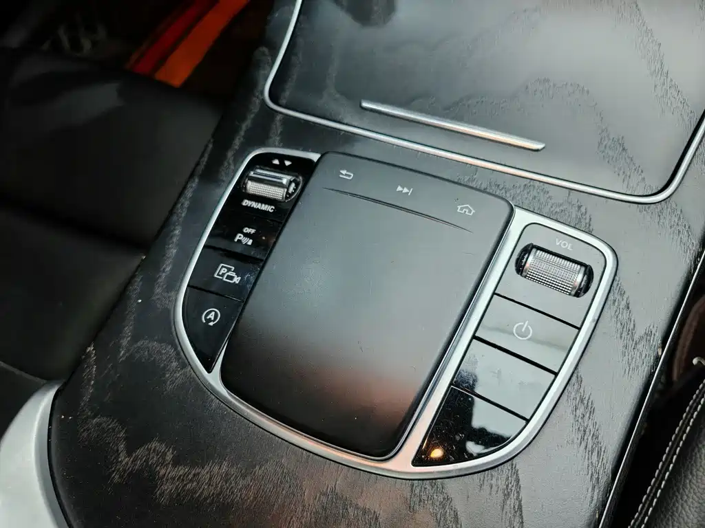Mercedes-Benz C-Class 2020 — фото 18
