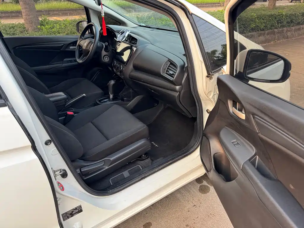 Honda Fit 2019 — фото 10