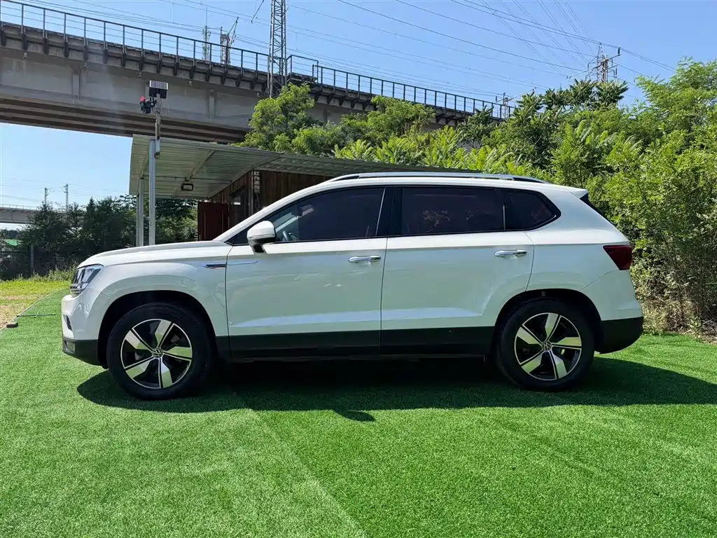 Volkswagen Tharu 2022
