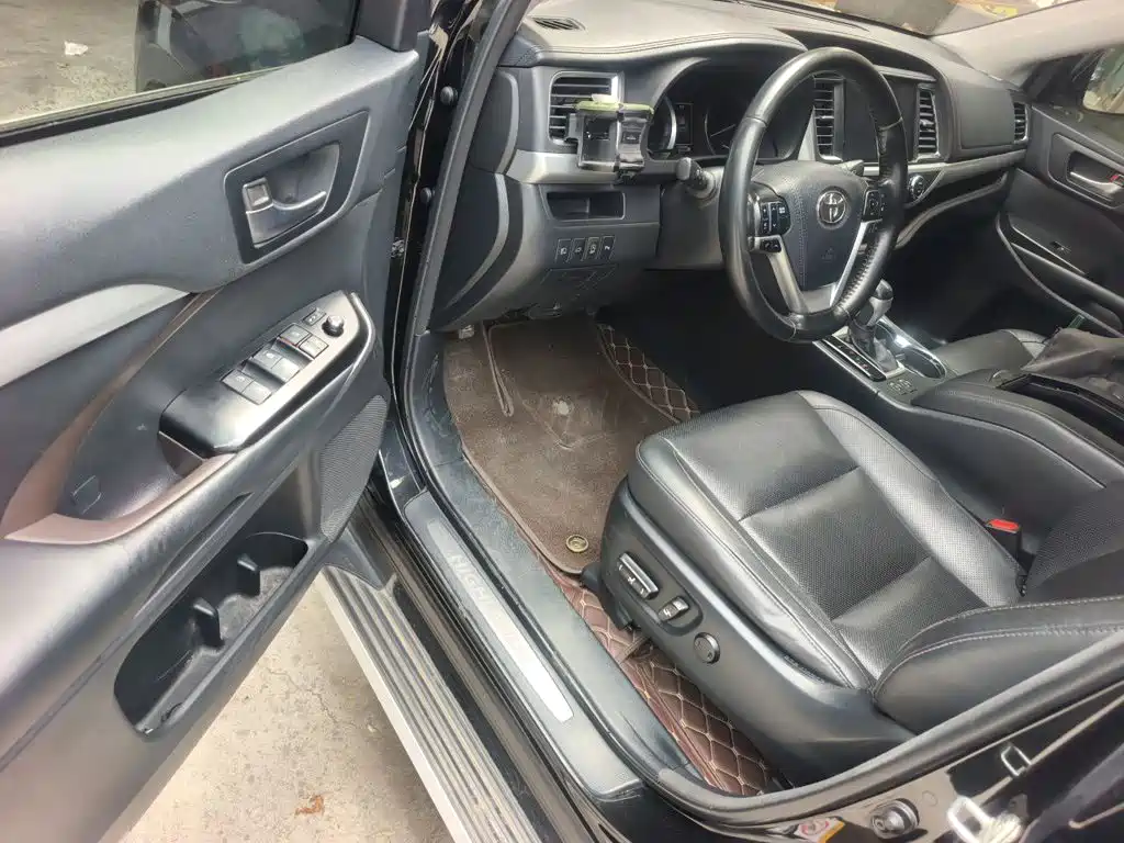 Toyota Highlander 2019 — фото 14