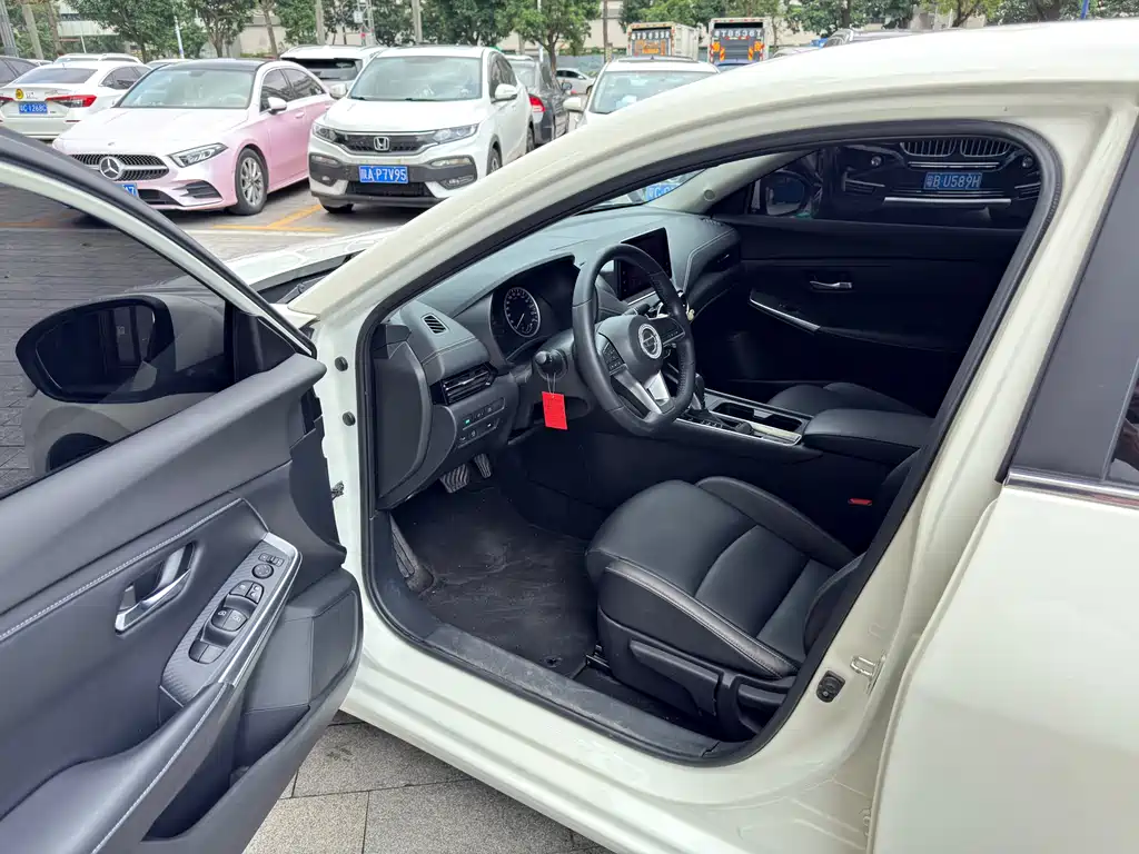 Nissan Sylphy 2023 — фото 4