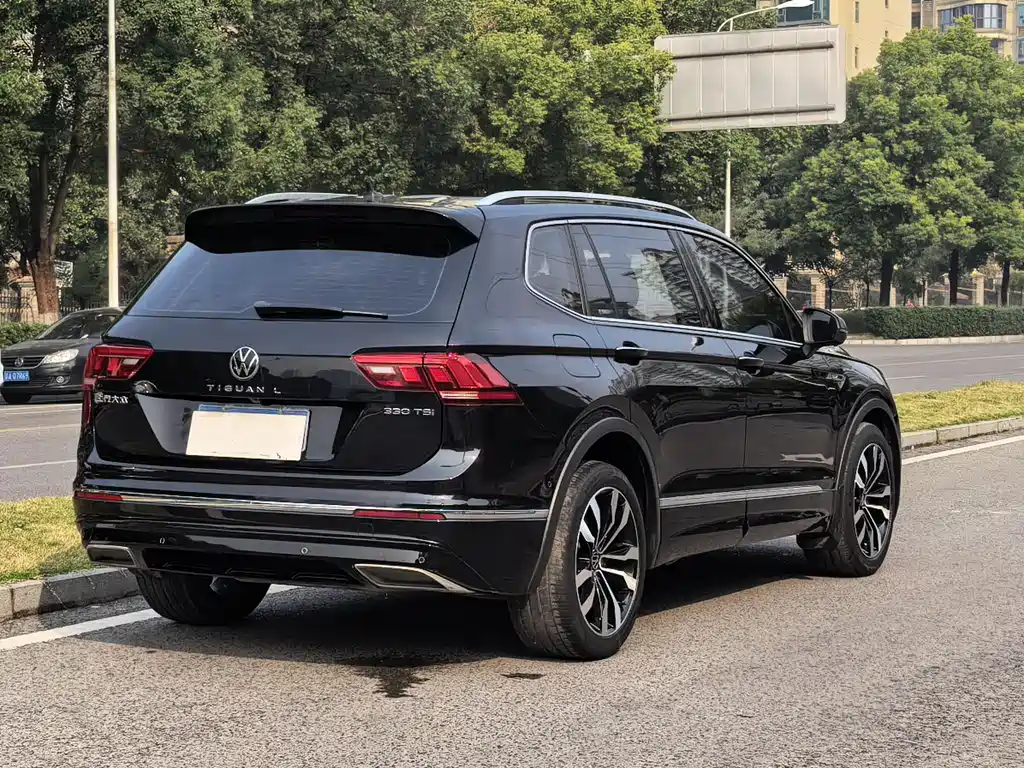 Volkswagen Tiguan L 2021 — фото 6