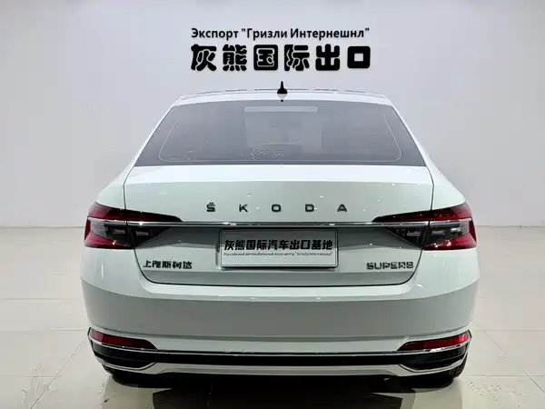 Skoda Superb 2023