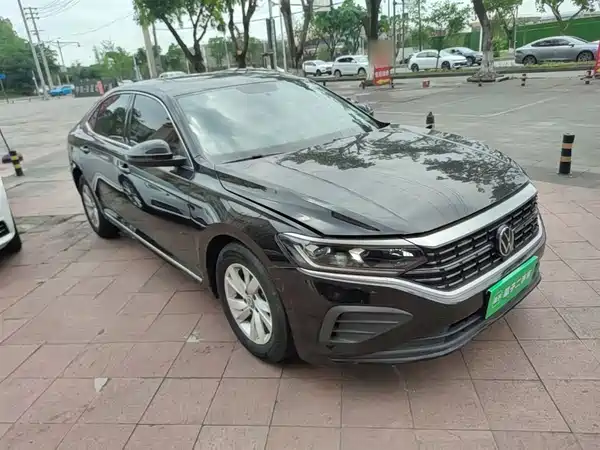Volkswagen Passat 2024