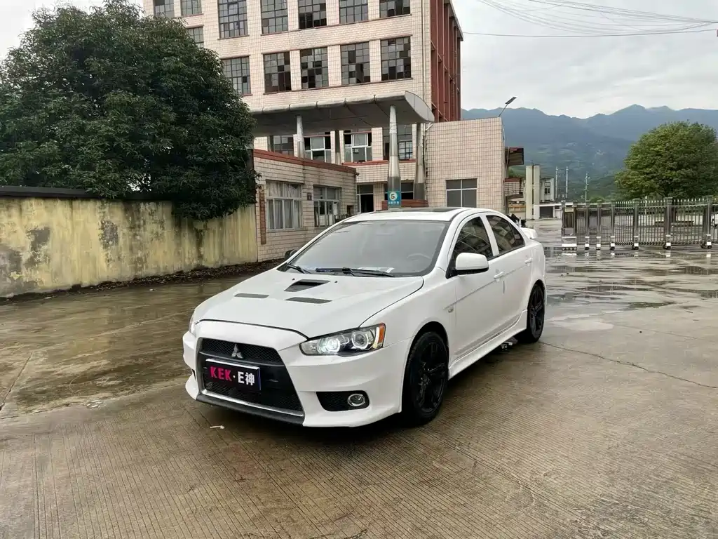 Mitsubishi Lancer EX 2013 — фото 4
