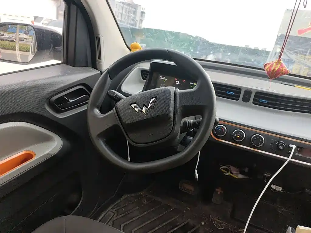 Wuling MINIEV 2020