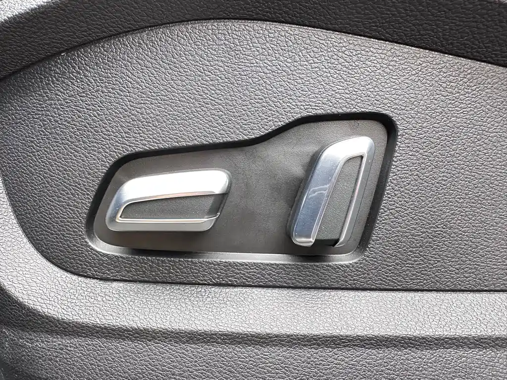 Chery Tiggo 8 PRO New Energy 2024 — фото 19