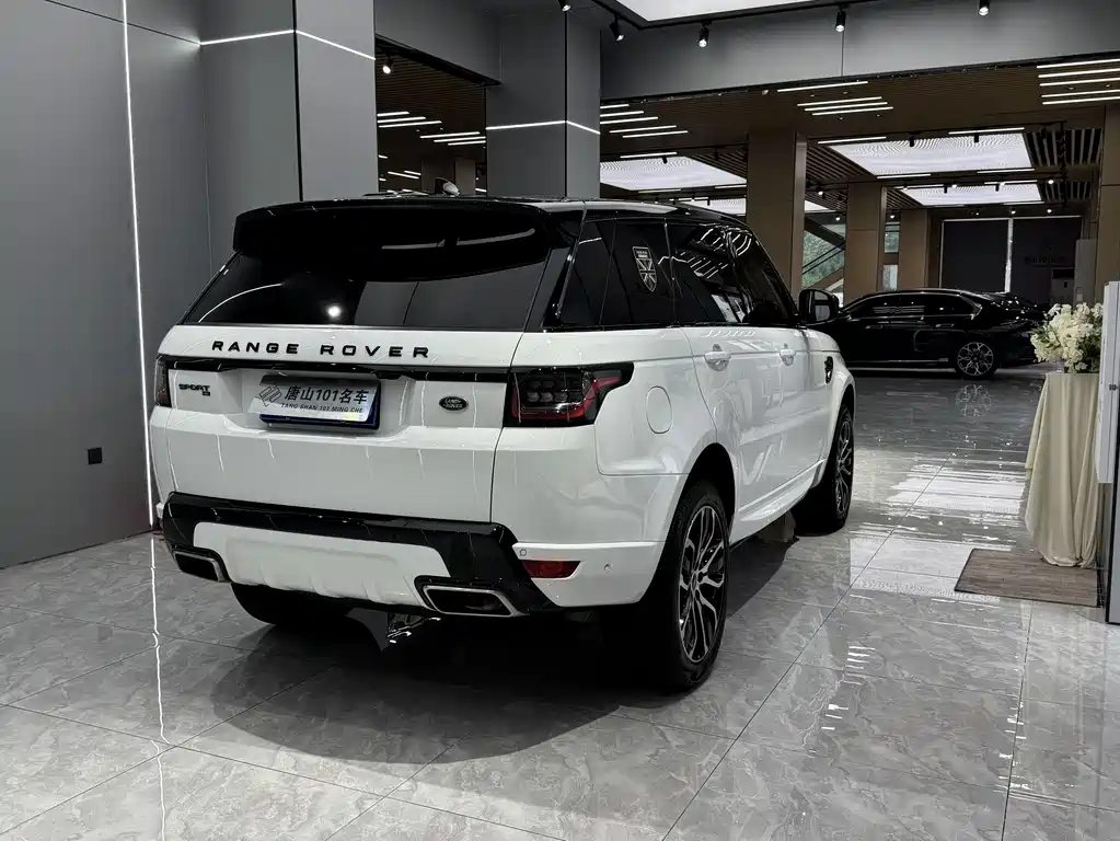 Land Rover Range Rover Sport 2022 — фото 8