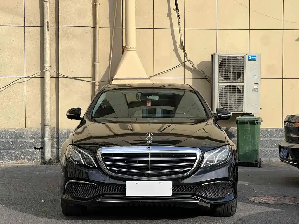 Mercedes-Benz E-Class 2019 — фото 2